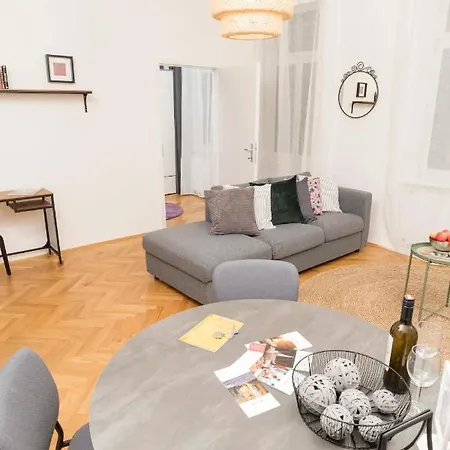 Der Schatz Von Apartment
